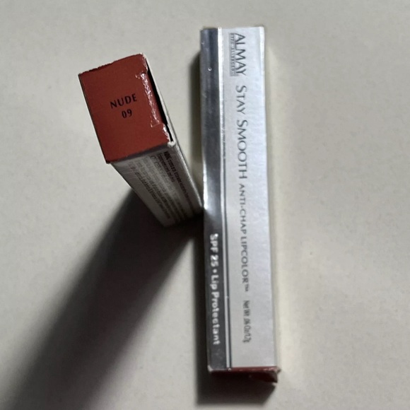 2x ALMAY Stay Smooth Anti-Chap Lipcolor with SPF 25 - Lip Protectant #09 NUDE - Picture 7 of 7